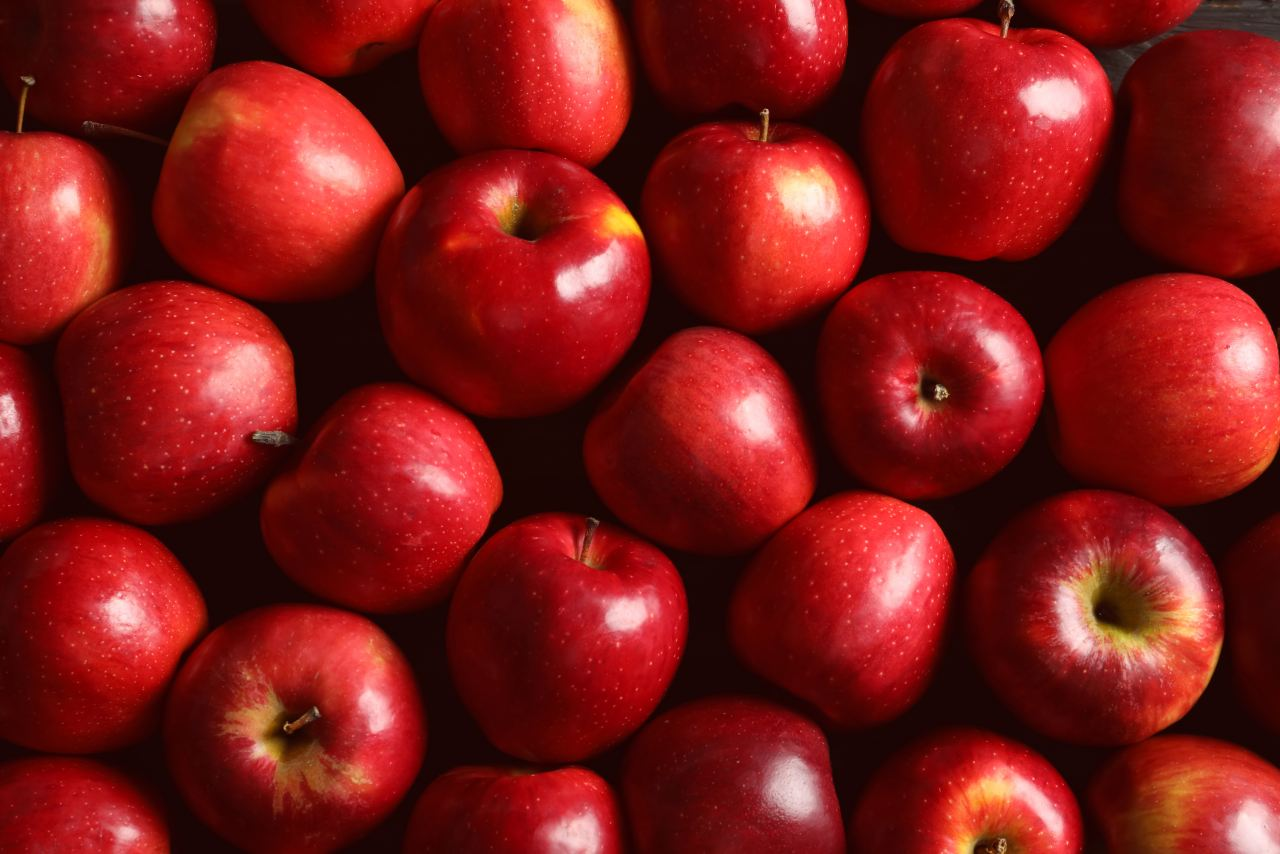9 Khasiat Konsumsi Apel Merah yang Baik untuk Tubuh